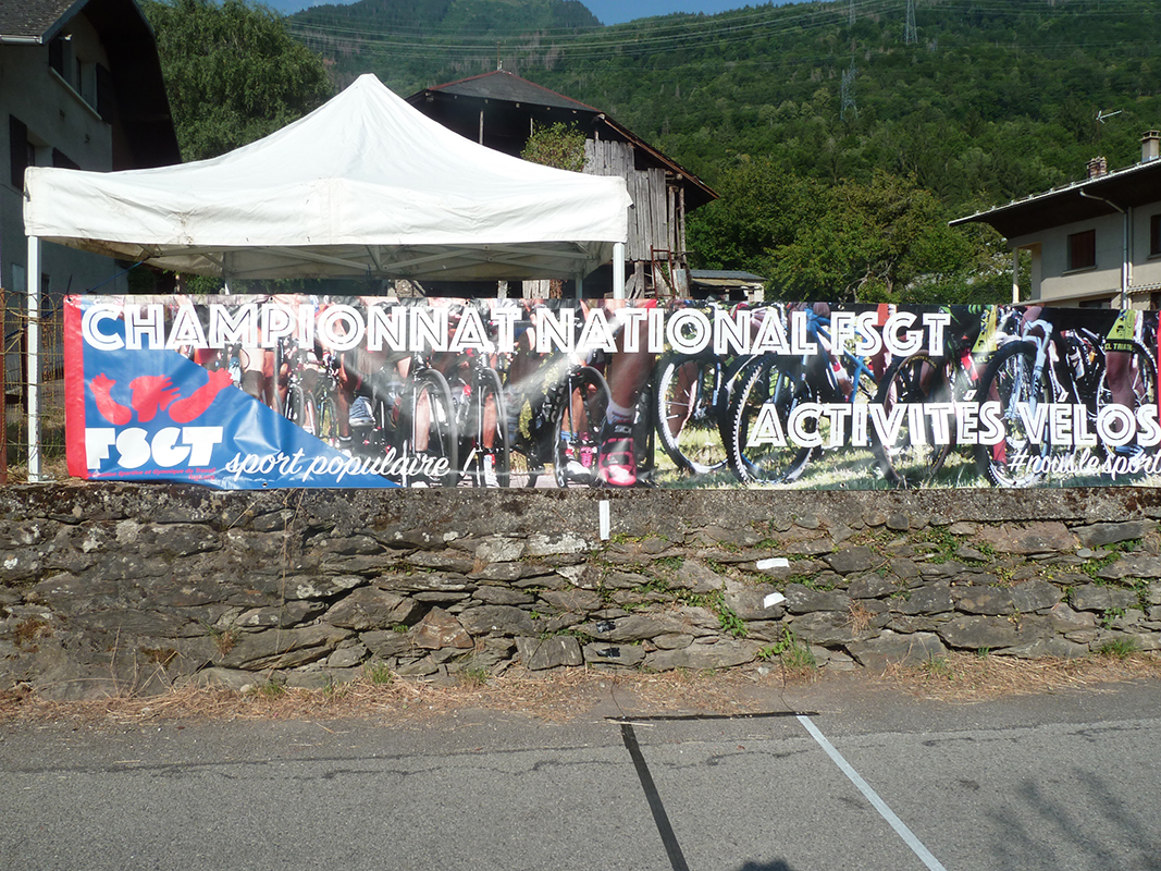 Mairie Esserts Blay